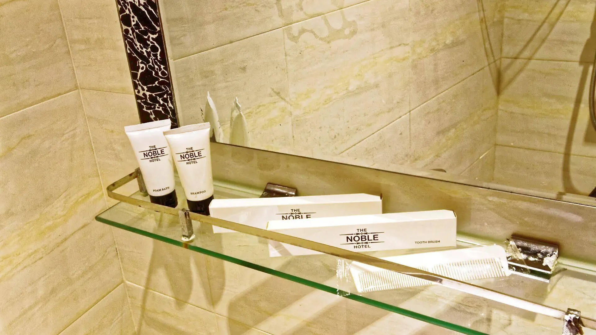 Noble Hotel Express, Check In 10Pm, Check Out 9Am Singapore
